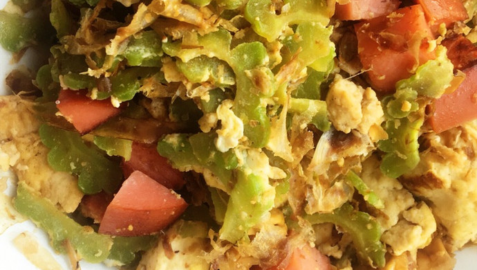 Okinawan cuisine - fried bitter gourd