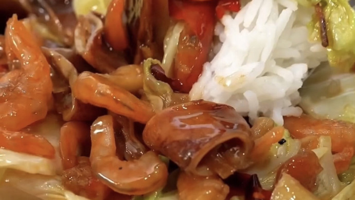 Thai dish dried squid, dried shrimp and stir-fried cabbage