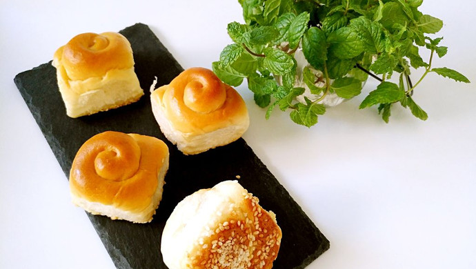 Korean baked steamed buns