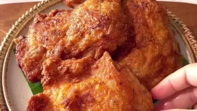 Thai fried chicken rice noodle salad