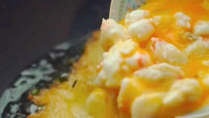 Thai cuisine pan-fried seafood