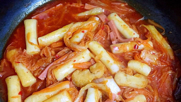 Korean tteokbokki