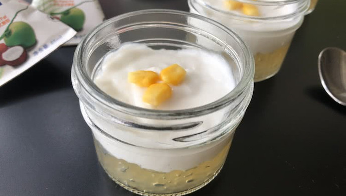 Coconut milk sago is often eaten in Thai cuisine