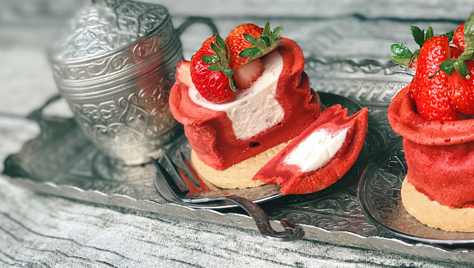 Japanese Red Velvet Cupcake+