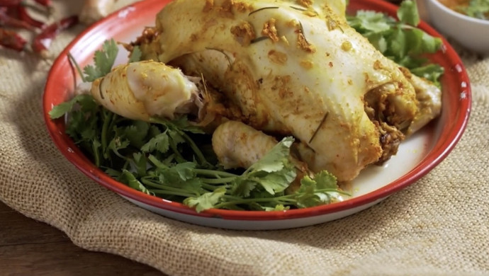 Thai spicy steamed chicken