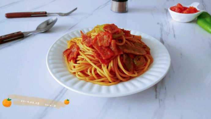 Smoked garlic and persimmon oil pasta