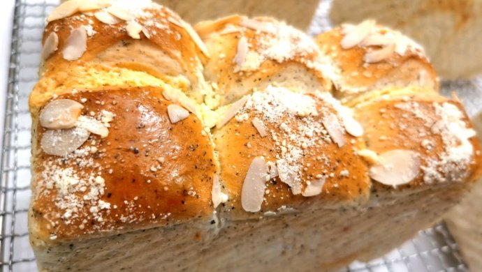 Black Tea Toast (French Noodles)