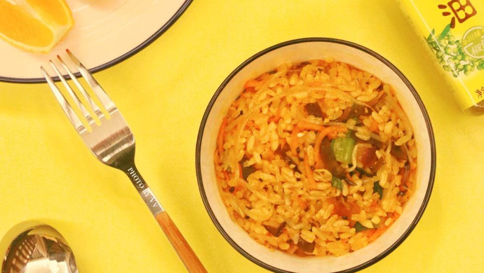 Fusion cuisine • Bibimbap with rattan pepper hot sauce