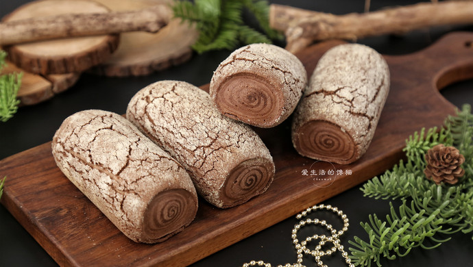 Christmas bark bread