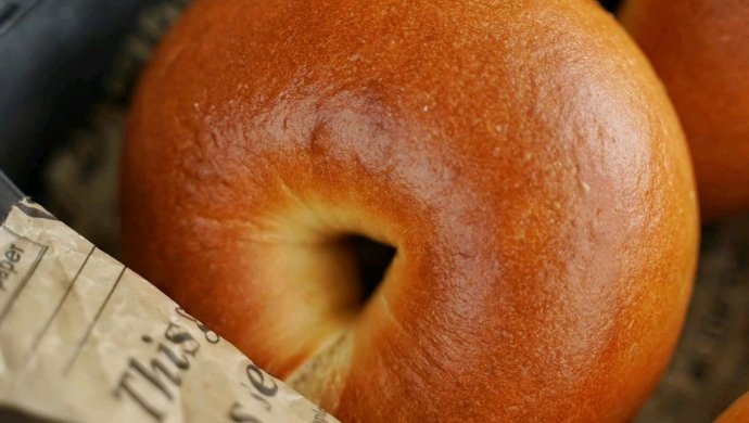 Pomegranate bagel (French old noodles)