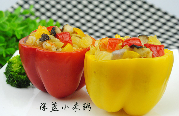 Pasta with bell pepper for children