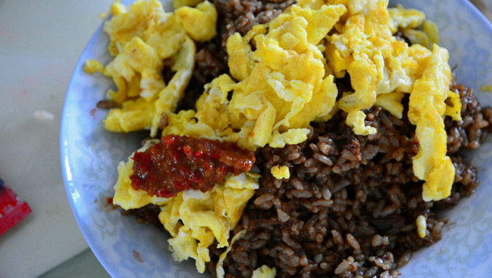 【Dark Cuisine】Coffee and egg fried rice