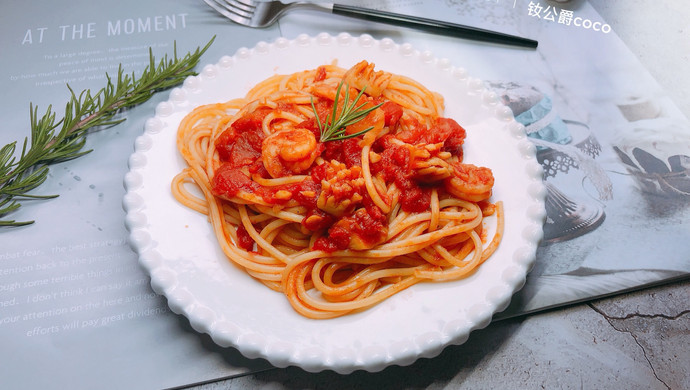 Seafood tomato pasta