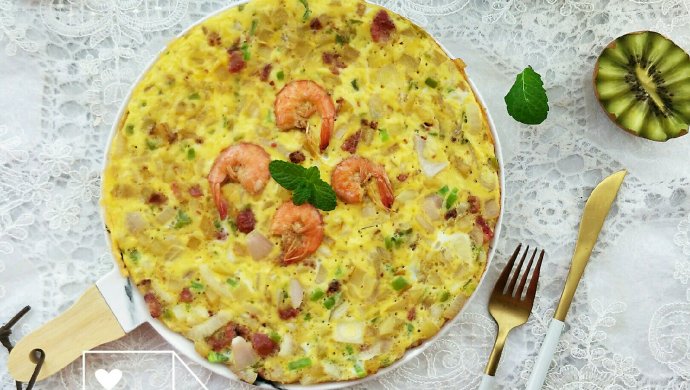 Spanish fried pizza with thick eggs