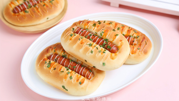 German hot dog buns