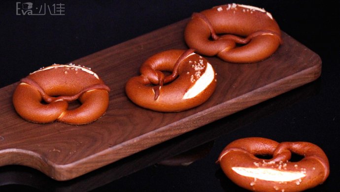 German alkaline bread Brezel