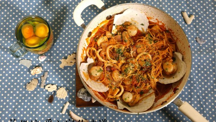 Spanish seafood pasta