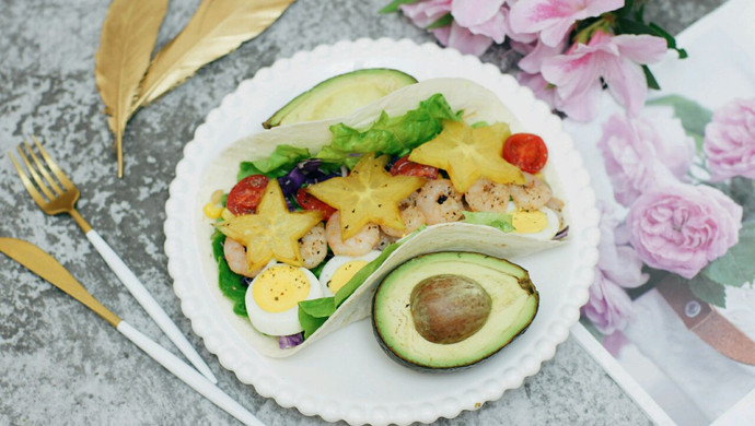 Creative dish – fruit Mexican Taco