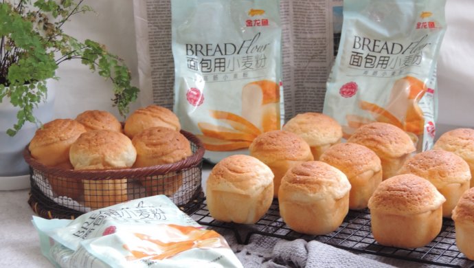 Mexican raisin dry bread