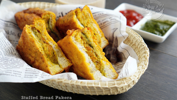 India [Vegetarian Fried Sandwich]