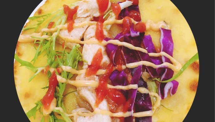 Mexican chicken rolls