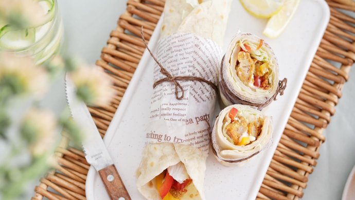 Mexican chicken rolls